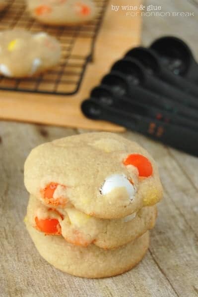 Candy Corn Cookies by Wine and Glue