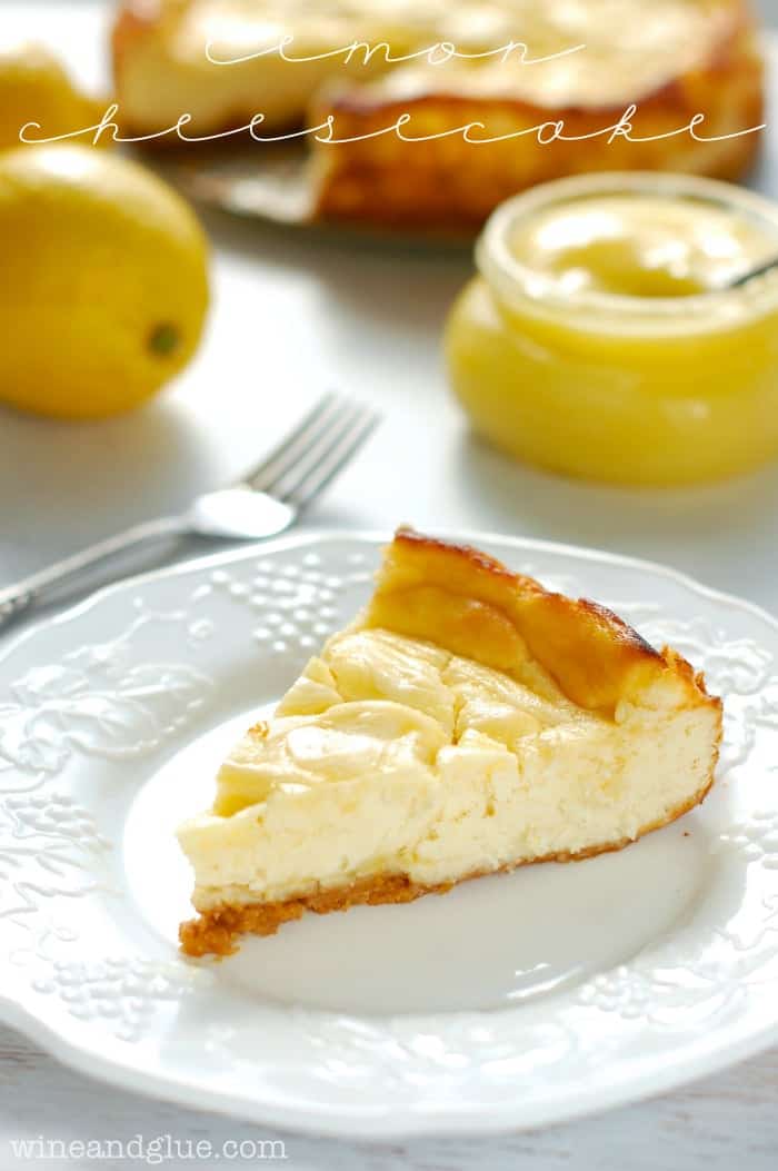 Lemon Cheesecake | www.wineandglue.com | A seriously amazing lemon swirled cheesecake