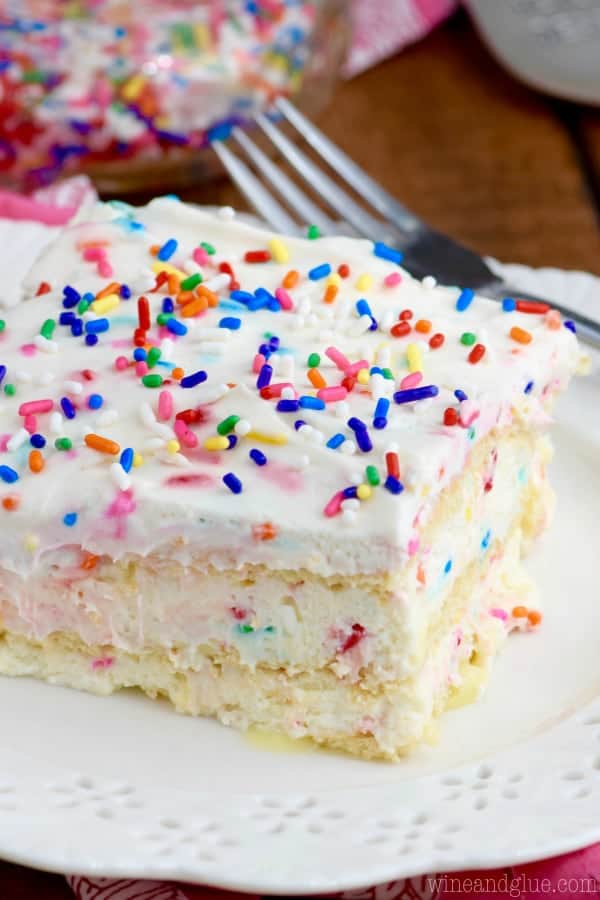 This No Bake Birthday Cake Lasagna is the perfect dessert! Full of delicious cake flavor in the form of a creamy no bake dessert!